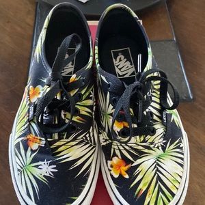 Vans 7.0 women’s mens 5.5